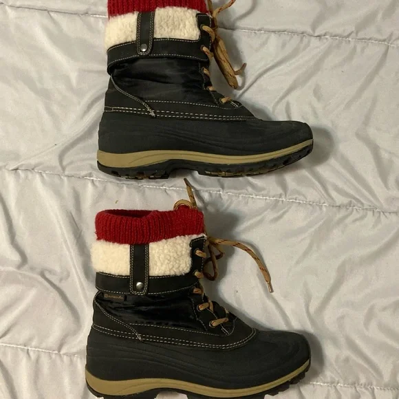Womens Size 9 Outbound Winter Boots - Picture 6 of 6